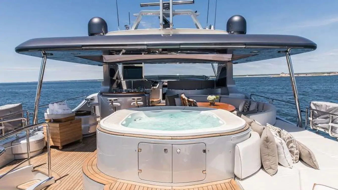 Yacht Tail Lights 116 | Yachts