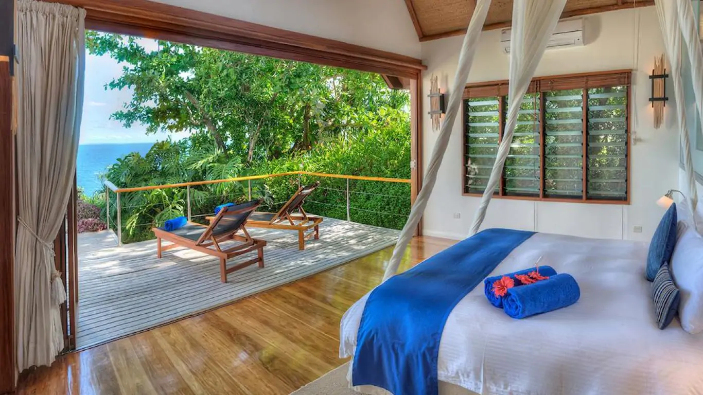 Royal Davui | Pacific Ocean Islands