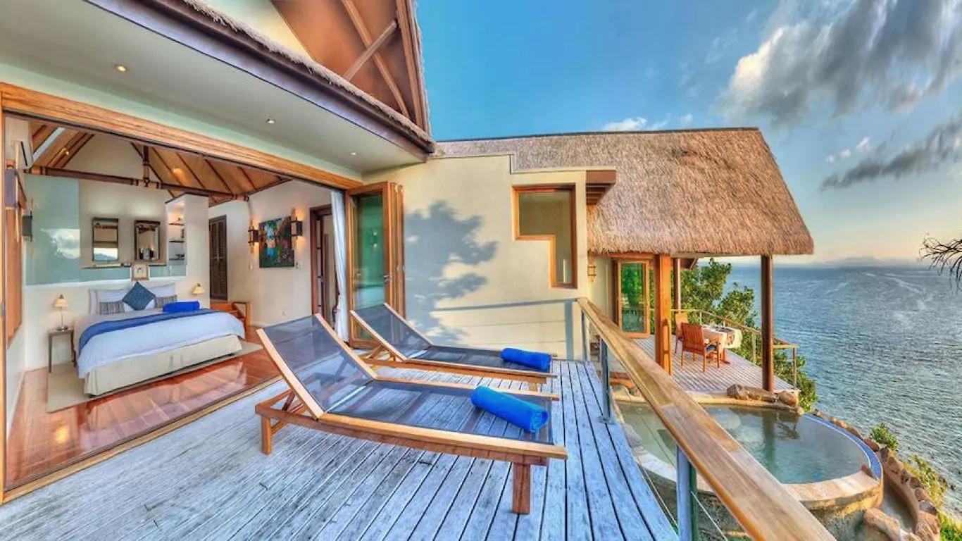 Royal Davui | Pacific Ocean Islands