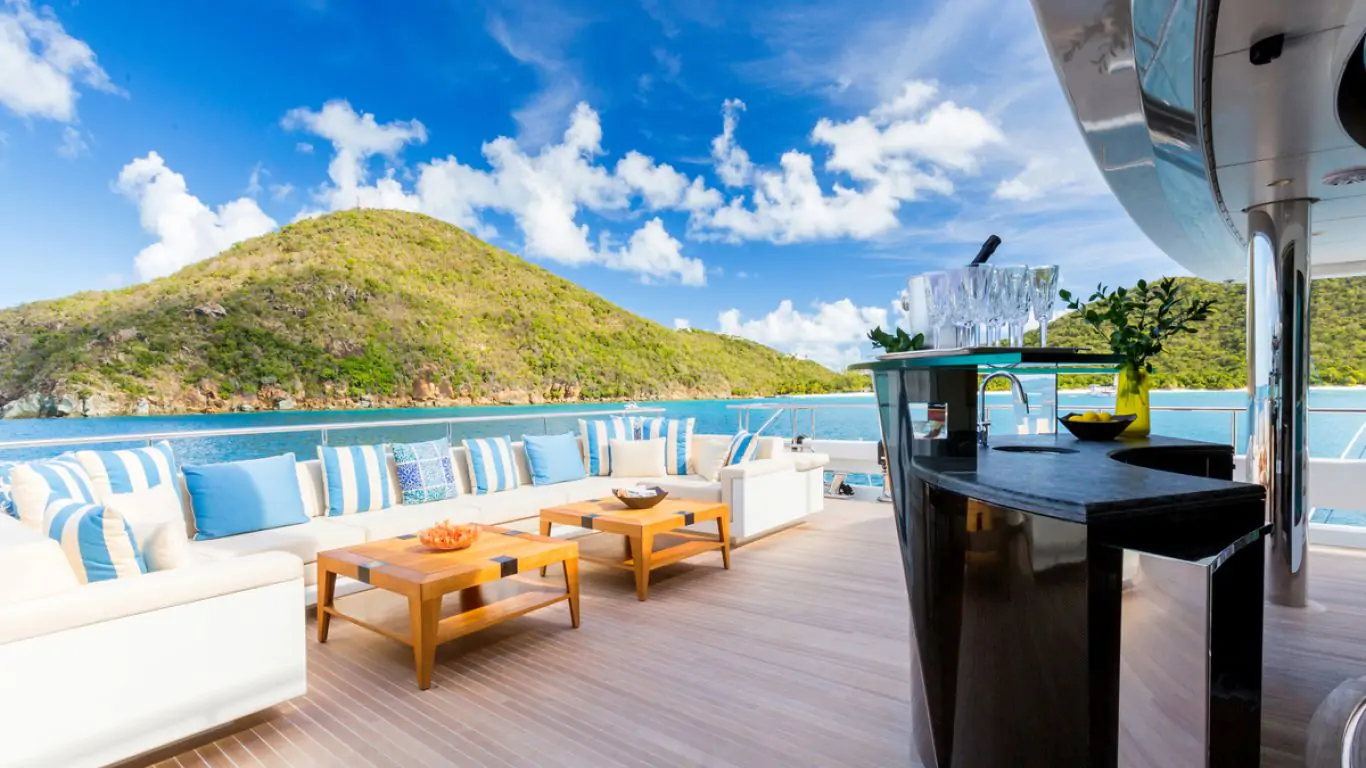 Yacht Party Girl 205 | Yachts