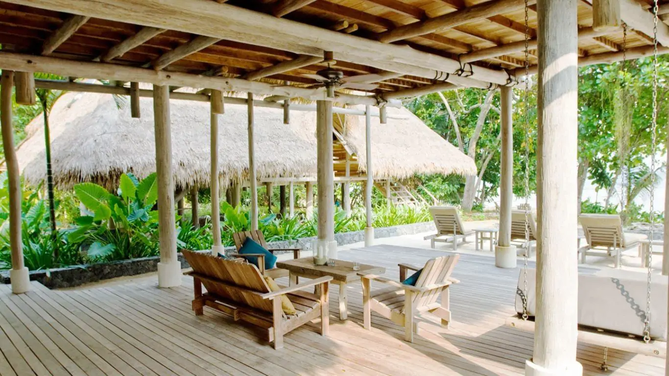 Nikoi Island | Pacific Ocean Islands