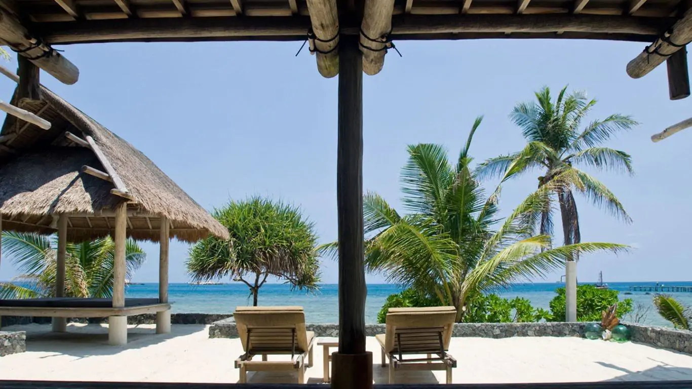 Nikoi Island | Pacific Ocean Islands