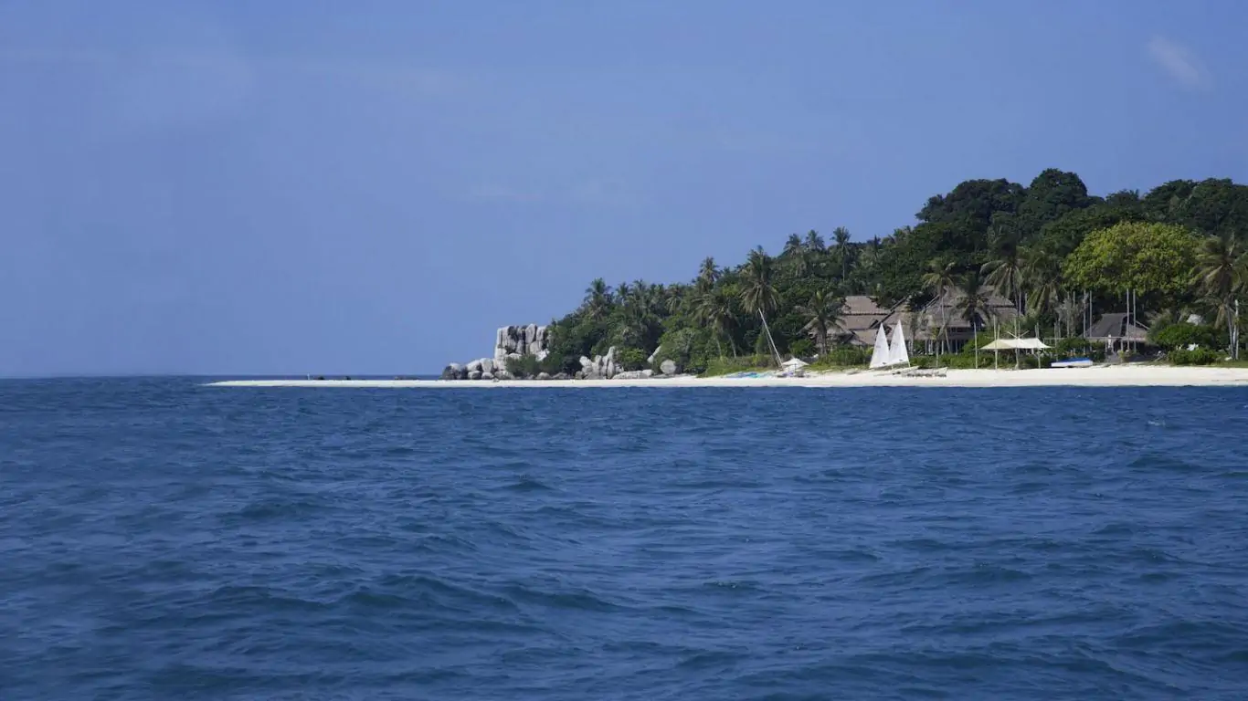 Nikoi Island | Pacific Ocean Islands