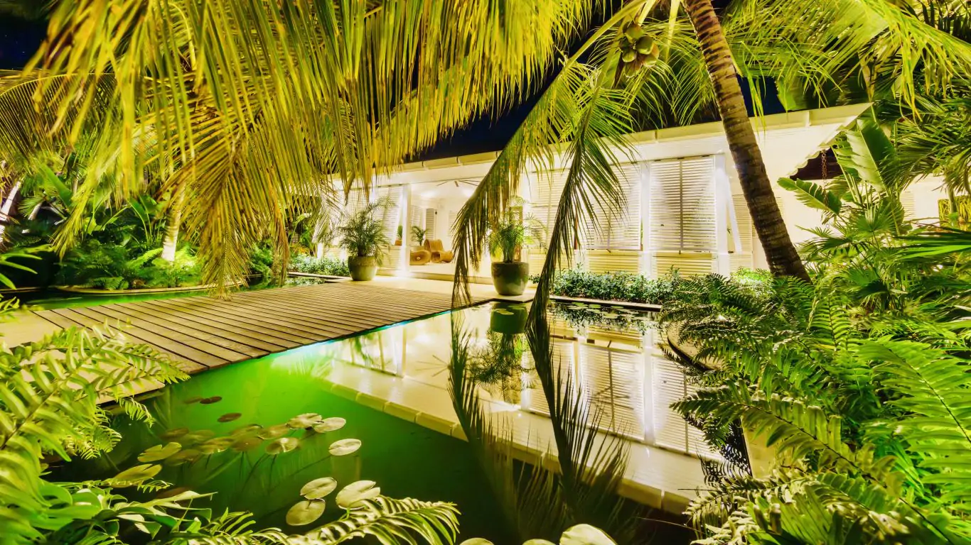 The Beacon Hill Estate | Bahamas