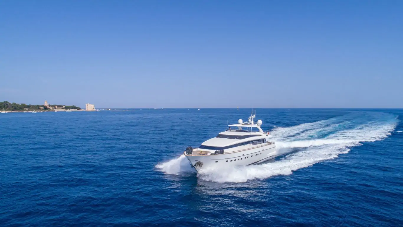 Yacht Sud 98 | Yachts