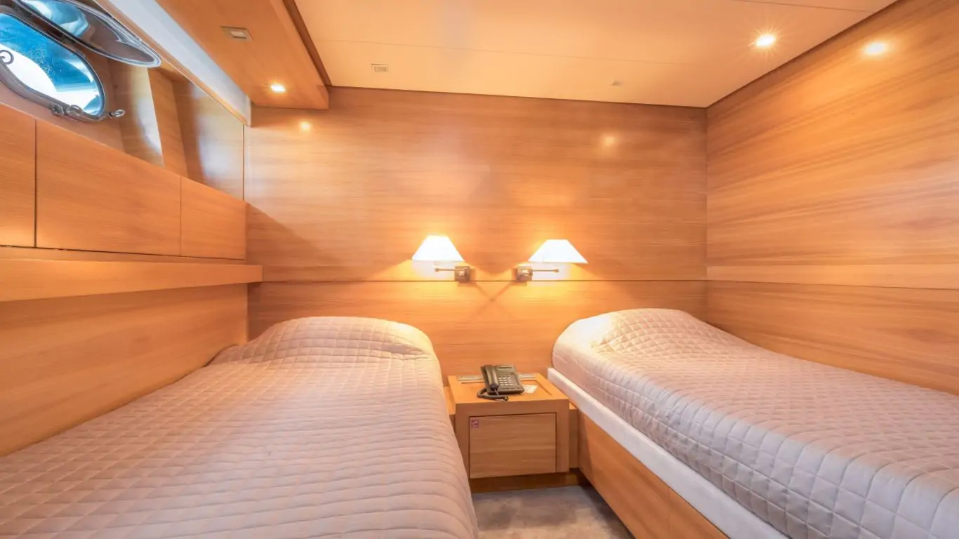 Yacht Sud 98 | Yachts