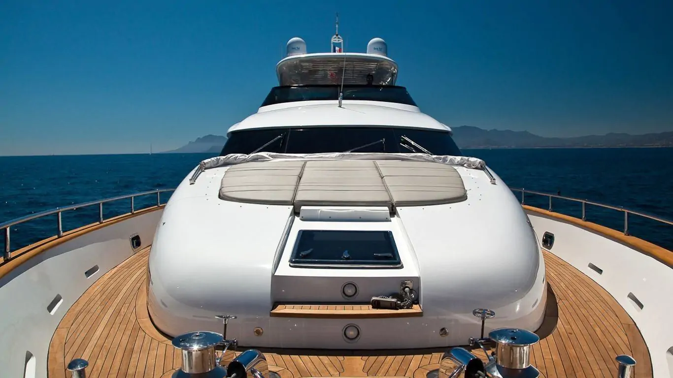 Yacht Aubrey 94 | Yachts