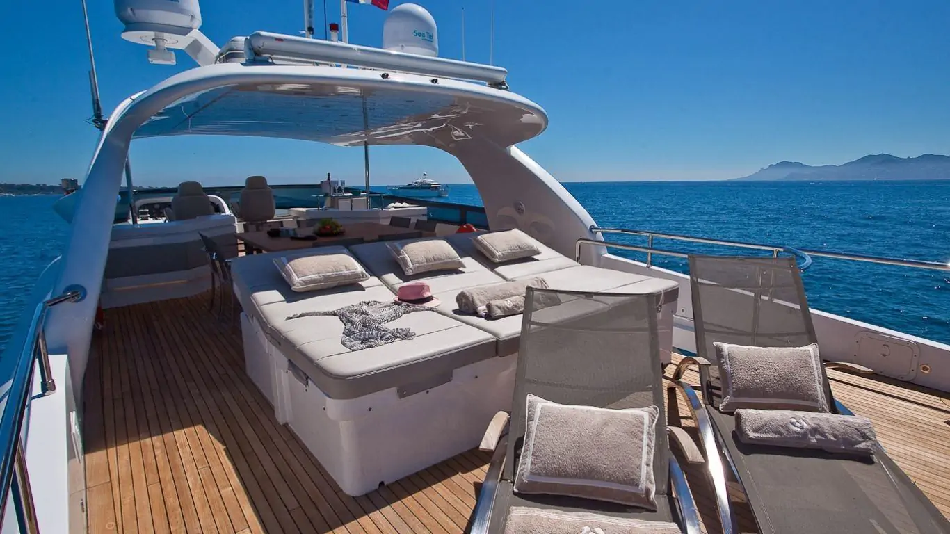 Yacht Aubrey 94 | Yachts