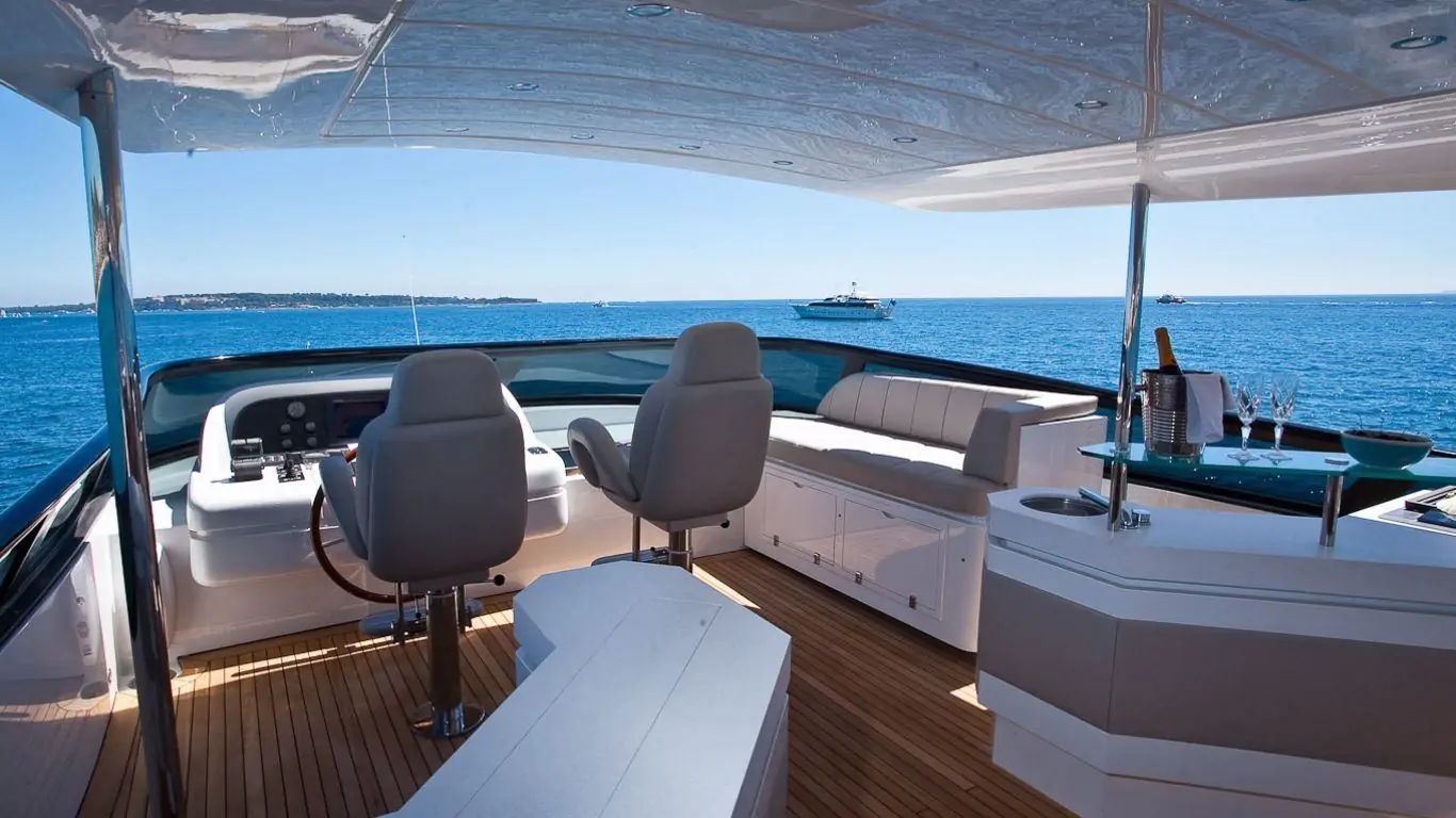 Yacht Aubrey 94 | Yachts