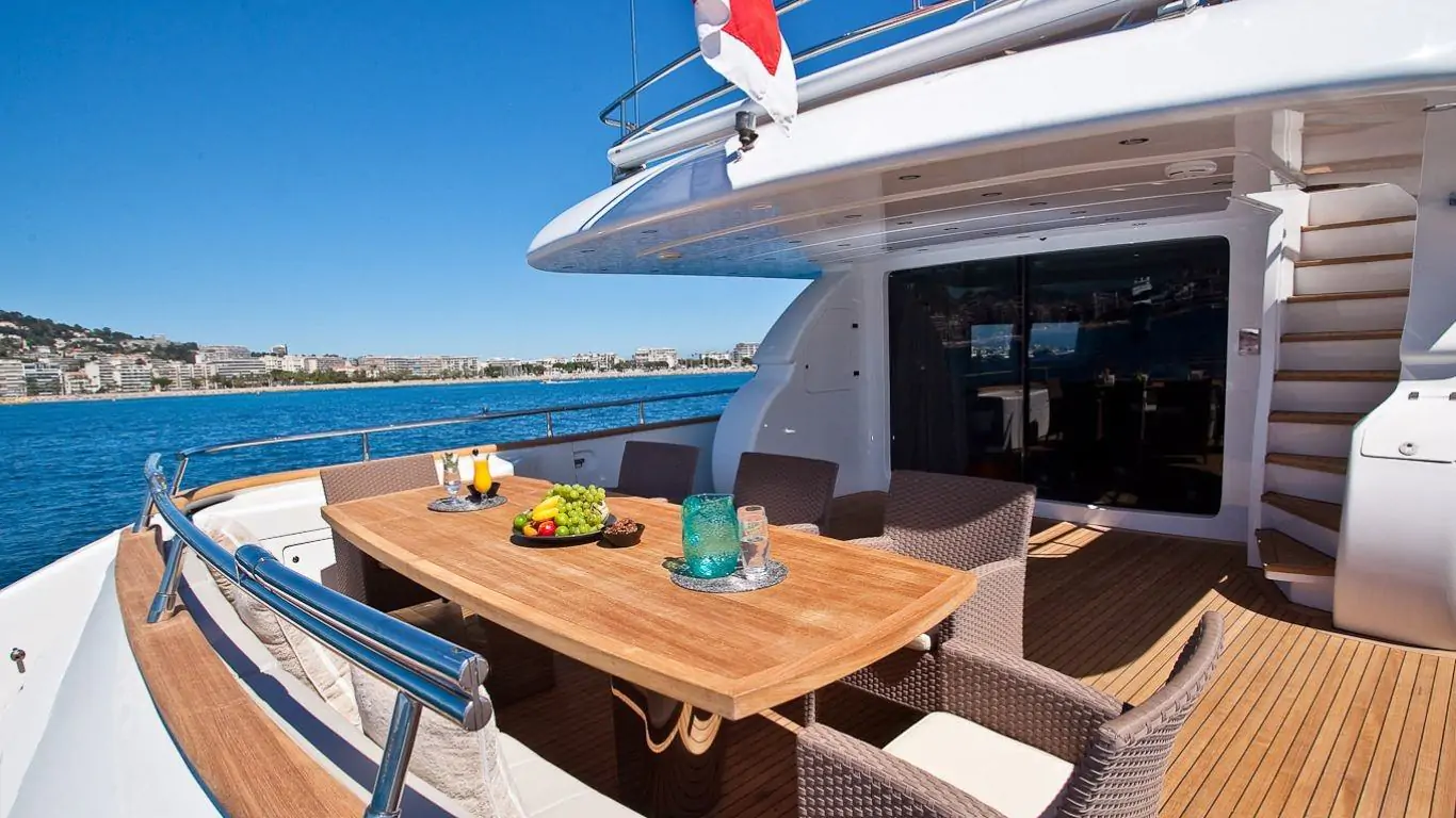 Yacht Aubrey 94 | Yachts