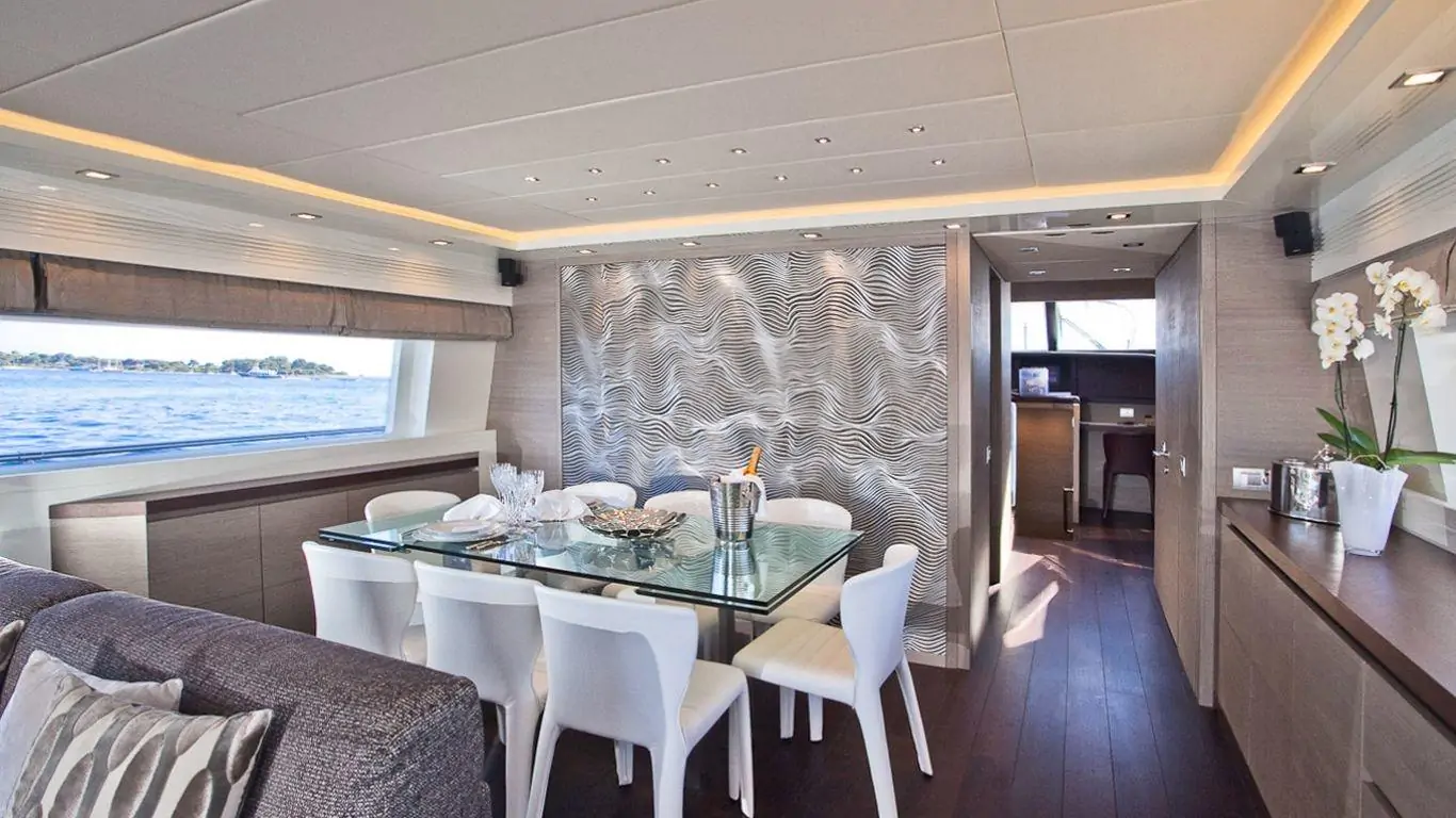 Yacht Aubrey 94 | Yachts