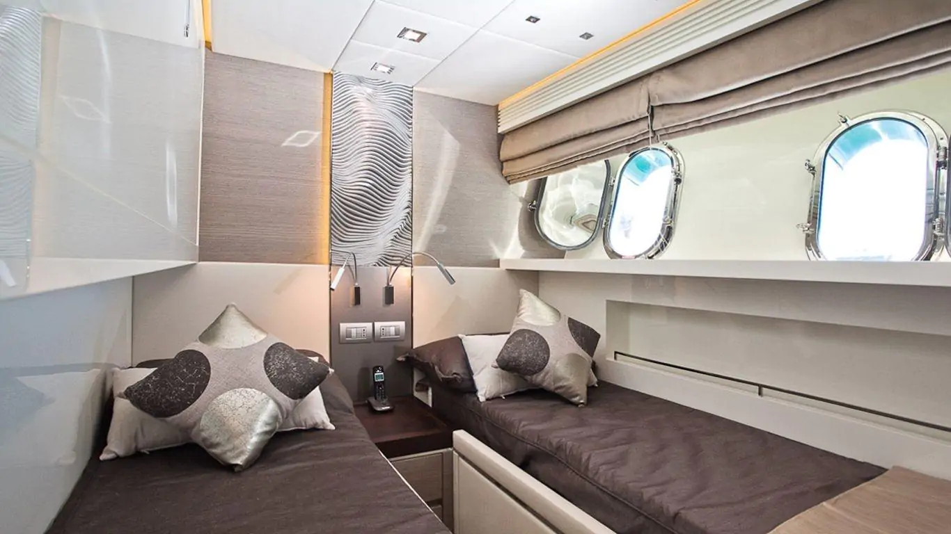 Yacht Aubrey 94 | Yachts