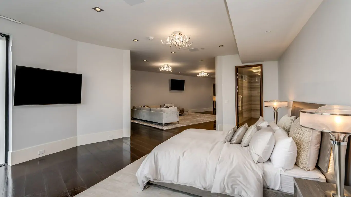 Villa Dominica | Los Angeles