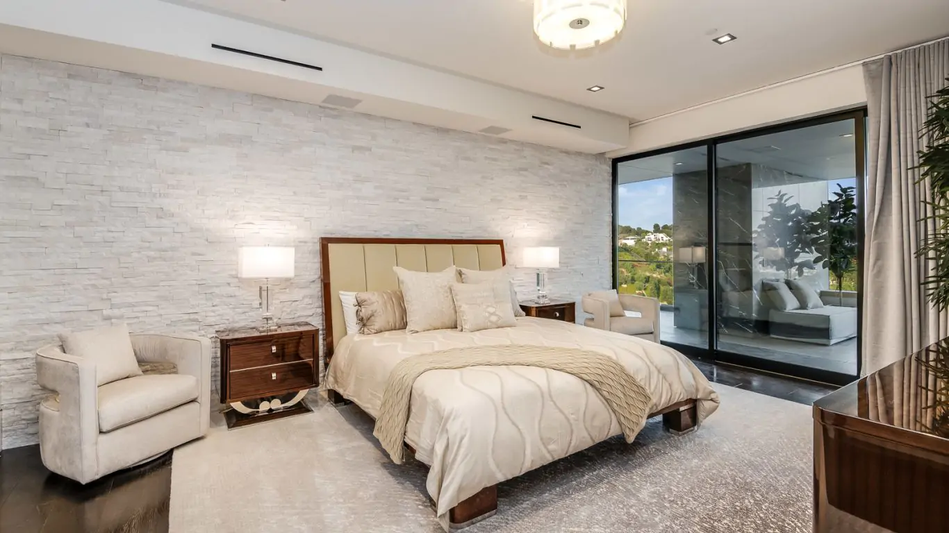 Villa Dominica | Los Angeles