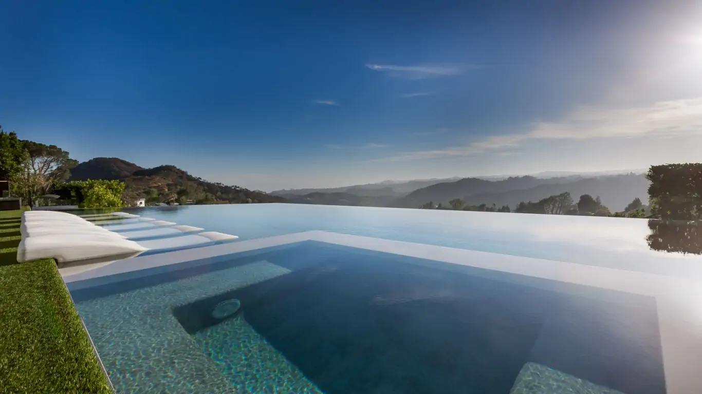 Villa April | Los Angeles