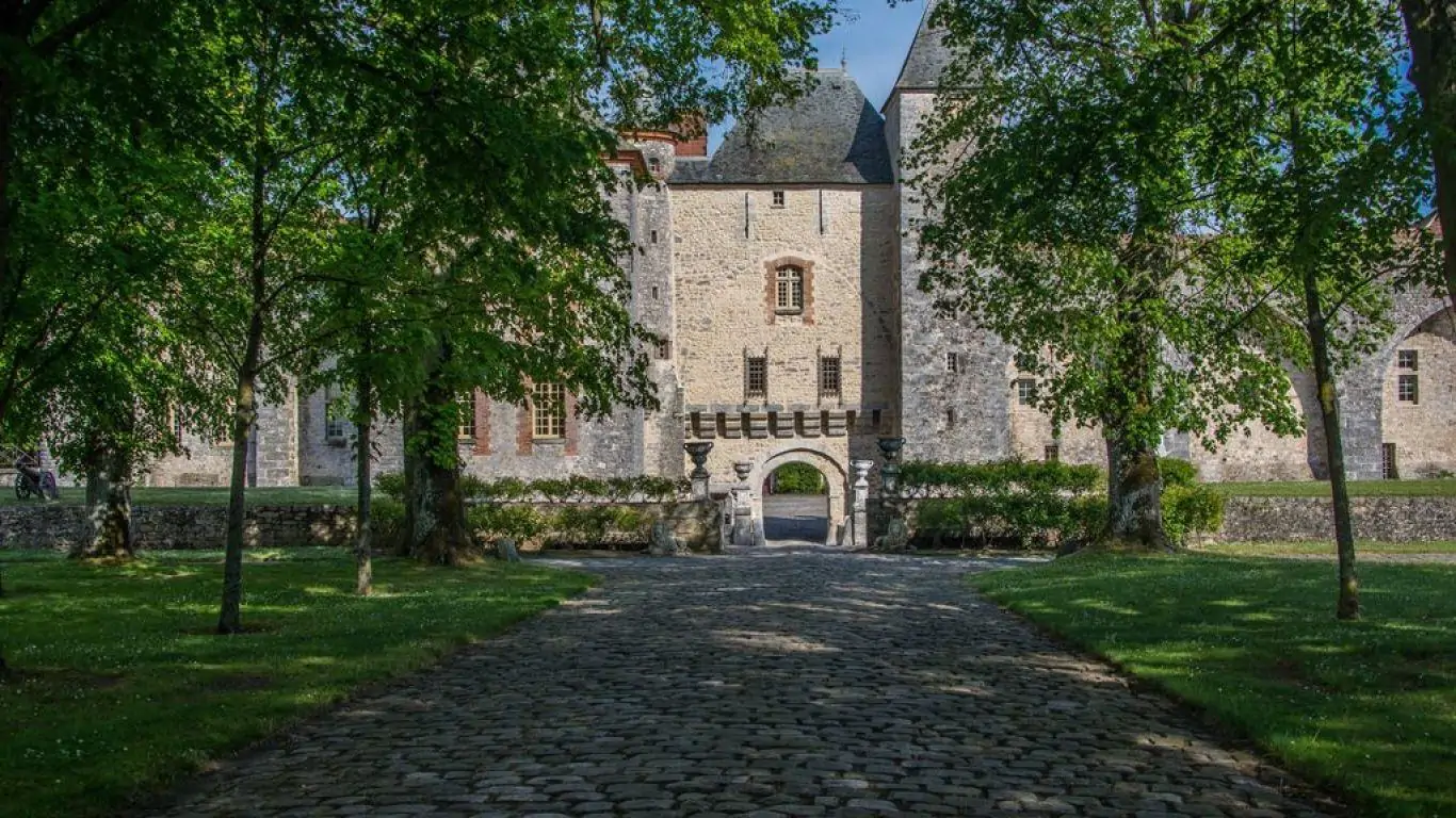 Chateau Ophelia | Paris