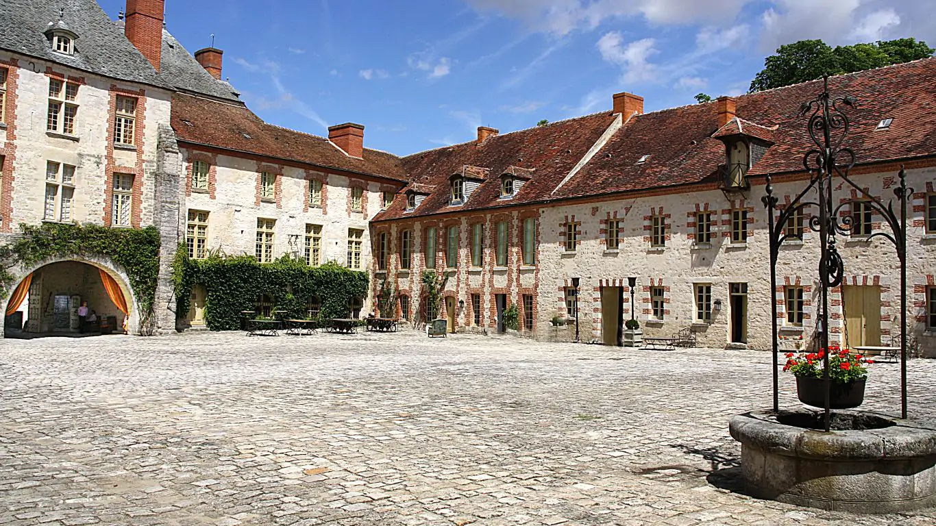 Chateau Ophelia | Paris