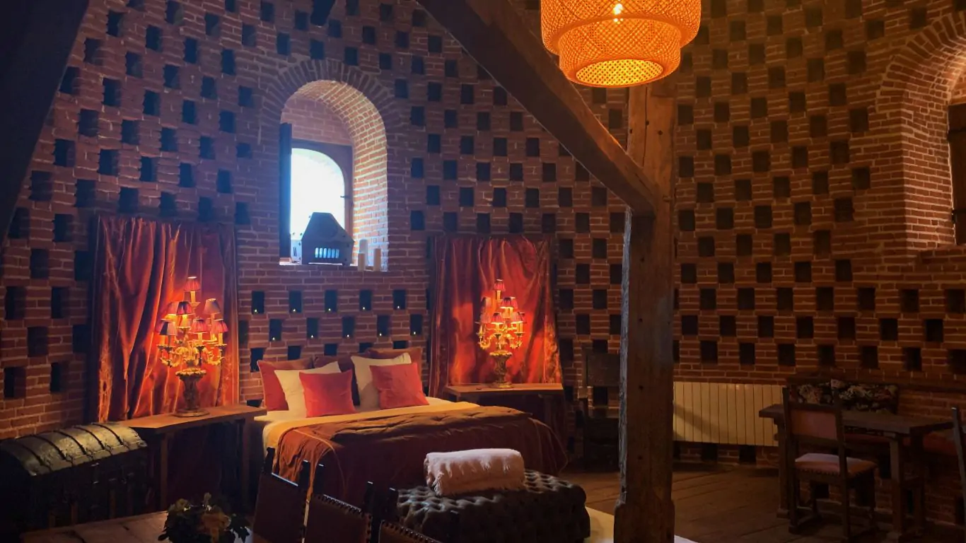 Chateau Ophelia | Paris