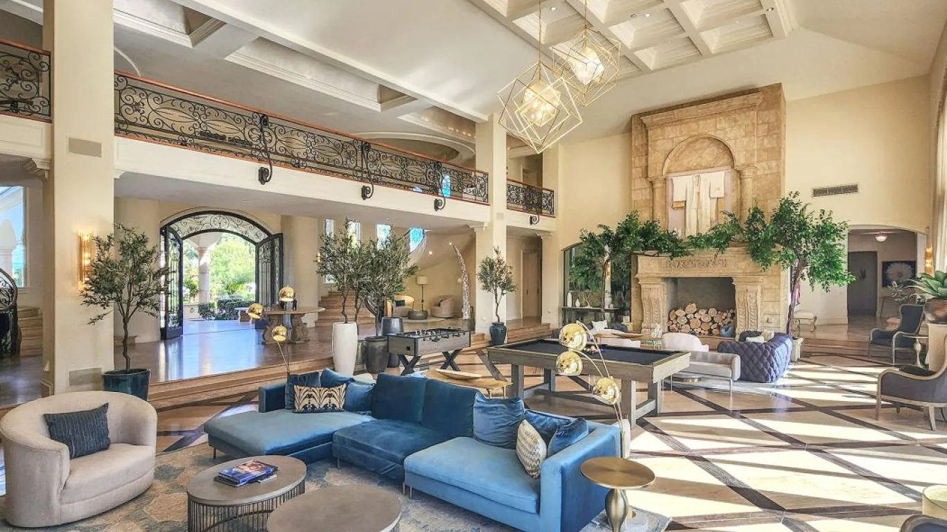 Chateau Dumont | Palm Springs