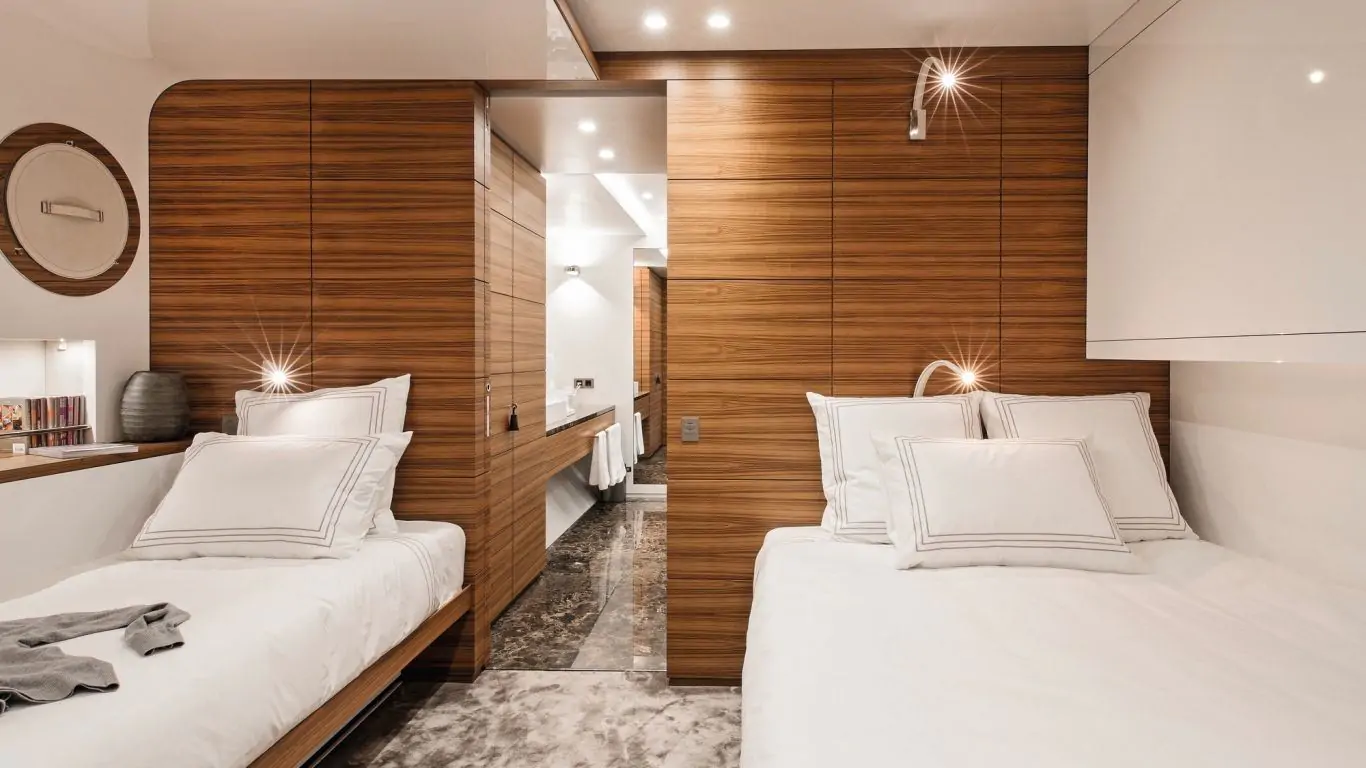 Yacht Silver Fast 252 | Yachts