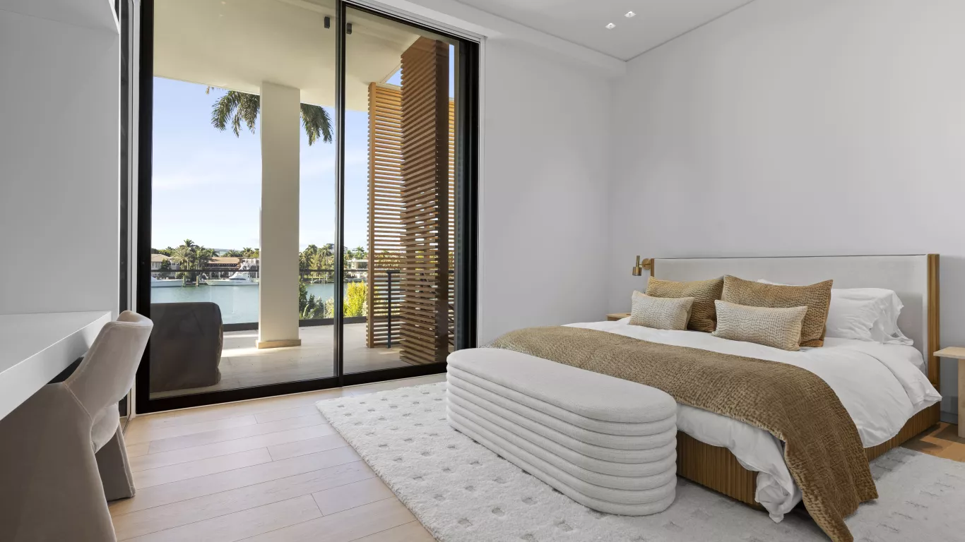 Villa Raya | Miami