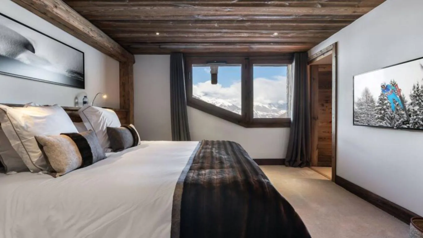 Chalet Pure White Crystal | Rest of France