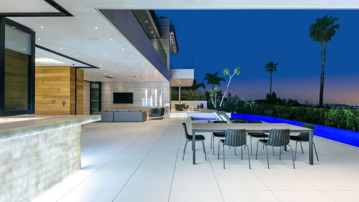Villa Denise | Los Angeles