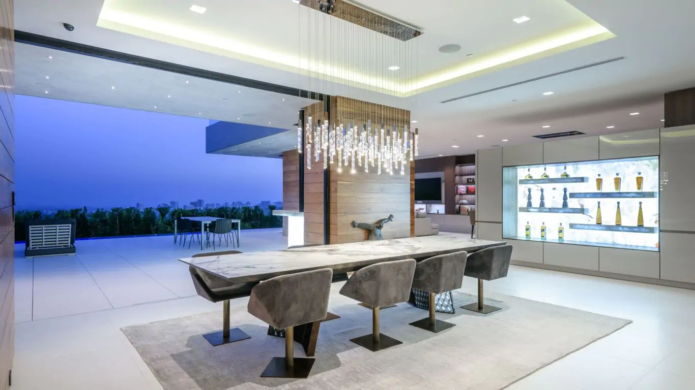 Villa Denise | Los Angeles