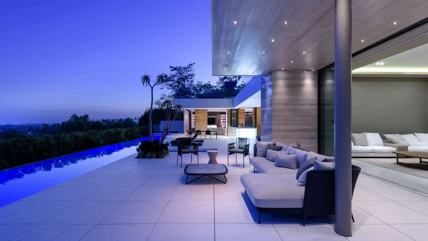 Villa Denise | Los Angeles