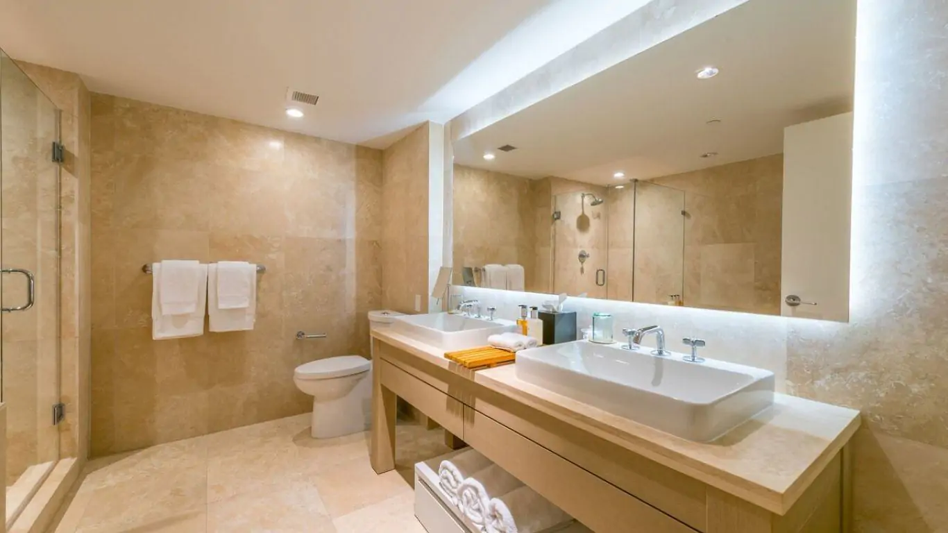 1 Hotel Apartment Den | Miami