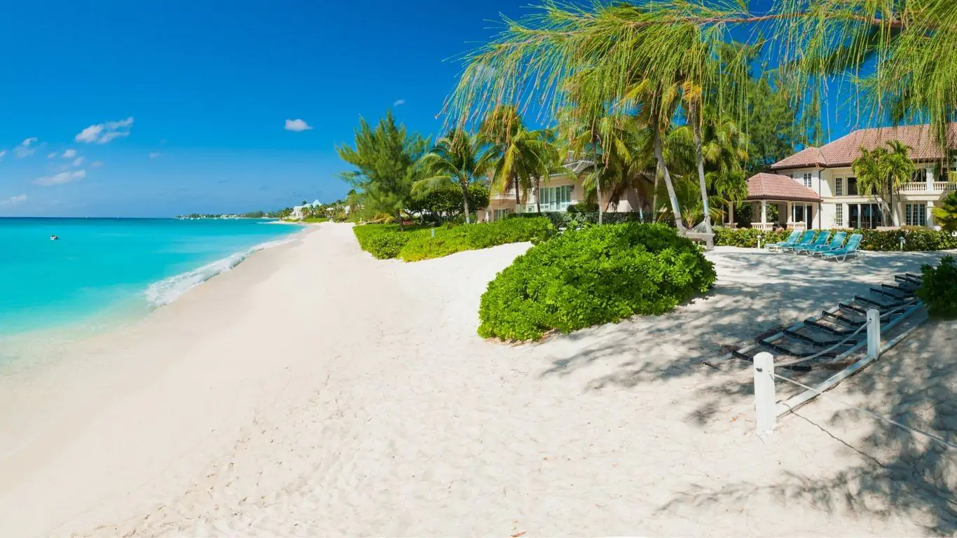 Villa Coconut Walk | Cayman Islands