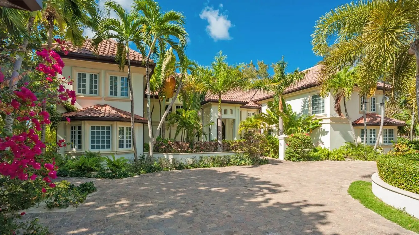 Villa Coconut Walk | Cayman Islands