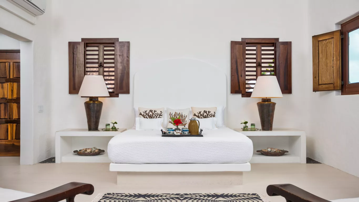 Bajacu | Turks and Caicos