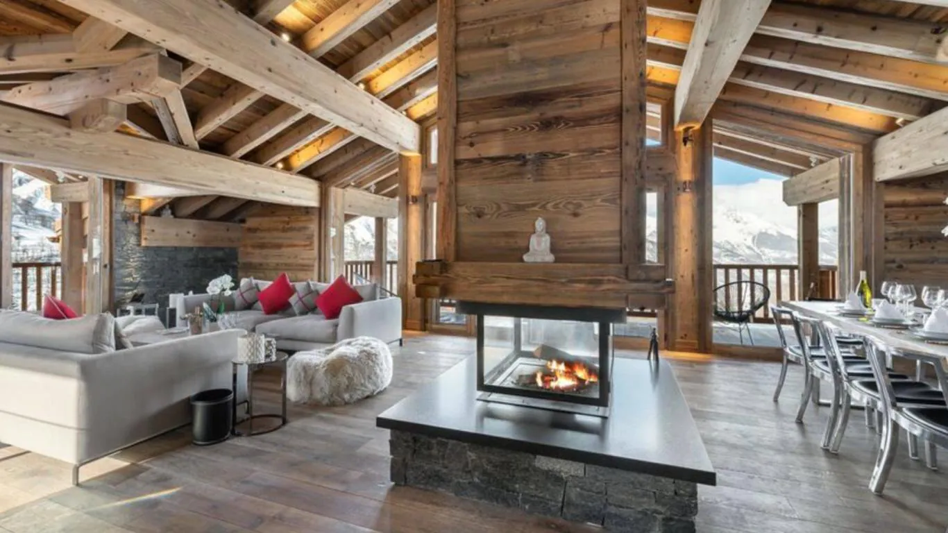 Chalet Pure White Crystal | Rest of France