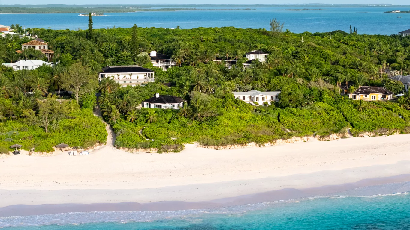Three Bees Villa | Bahamas