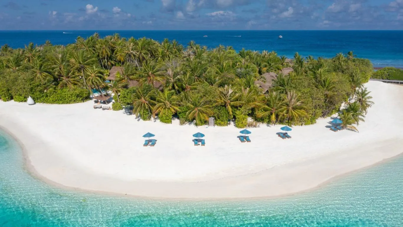 Naladhu | Indian Ocean Islands