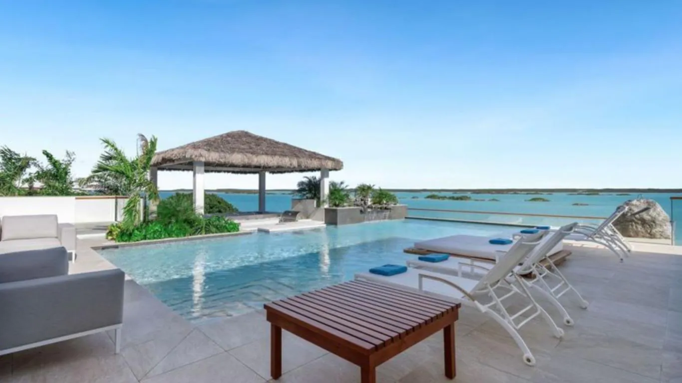 Ocean Breeze Villa | Turks and Caicos