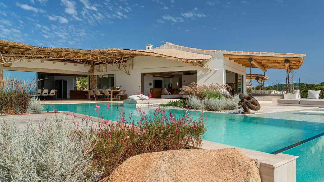 Villa Karma | Sardinia