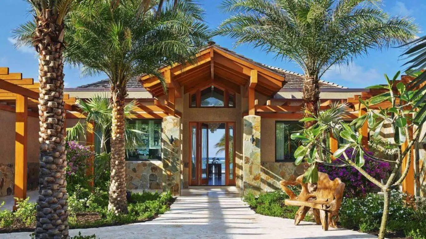 Oil Nut Bay | Caribbean Islands