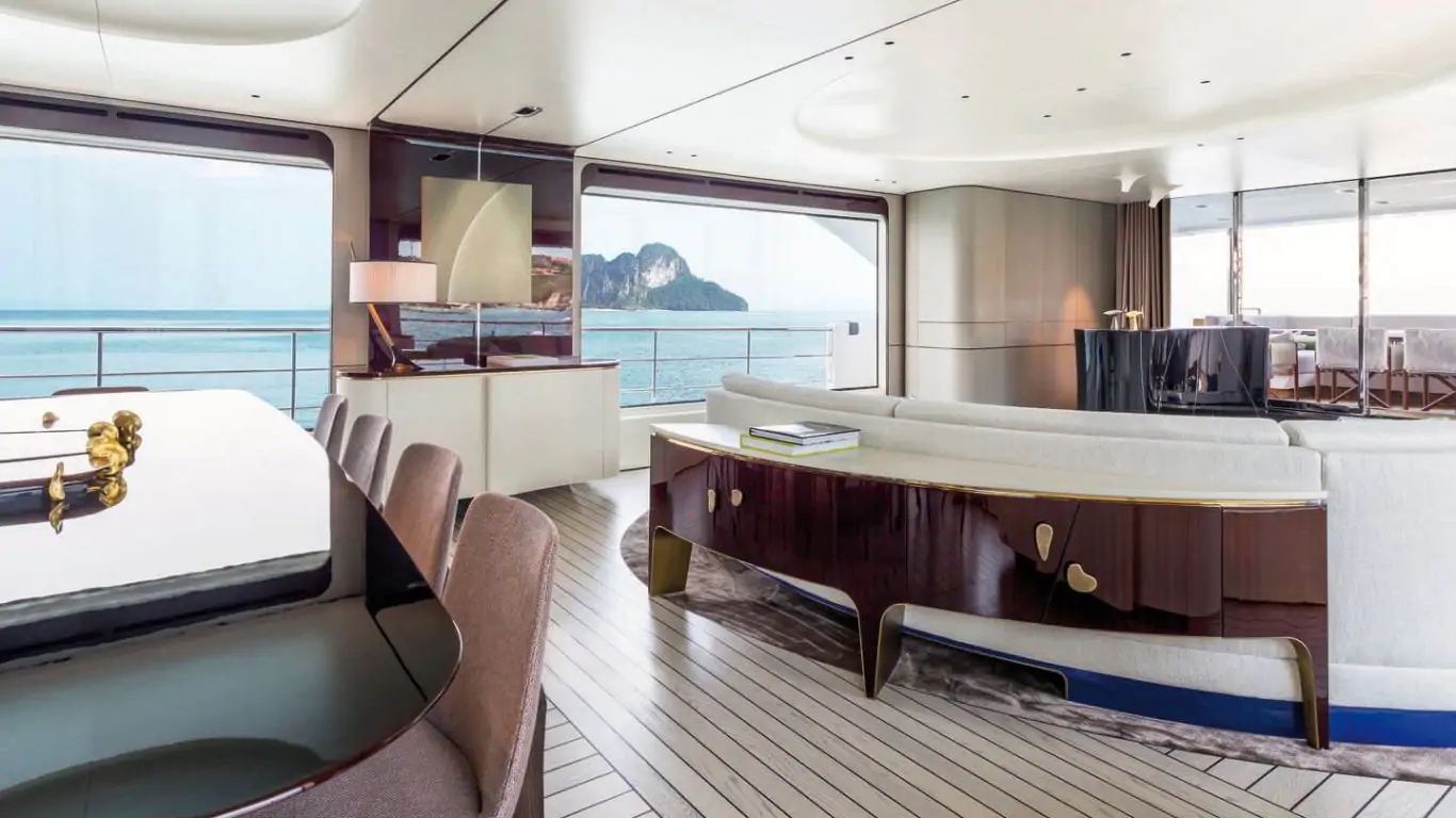 Yacht Heed 114 | Yachts