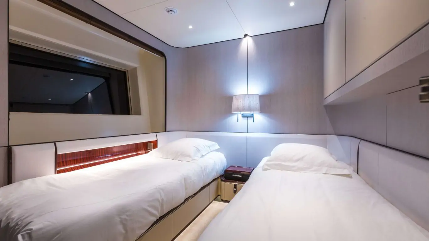 Yacht Heed 114 | Yachts