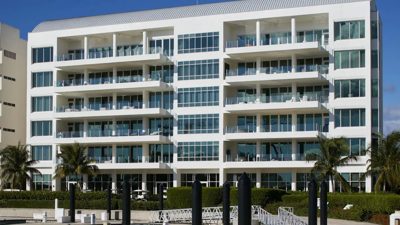 Penthouse Carlo Albany | Bahamas