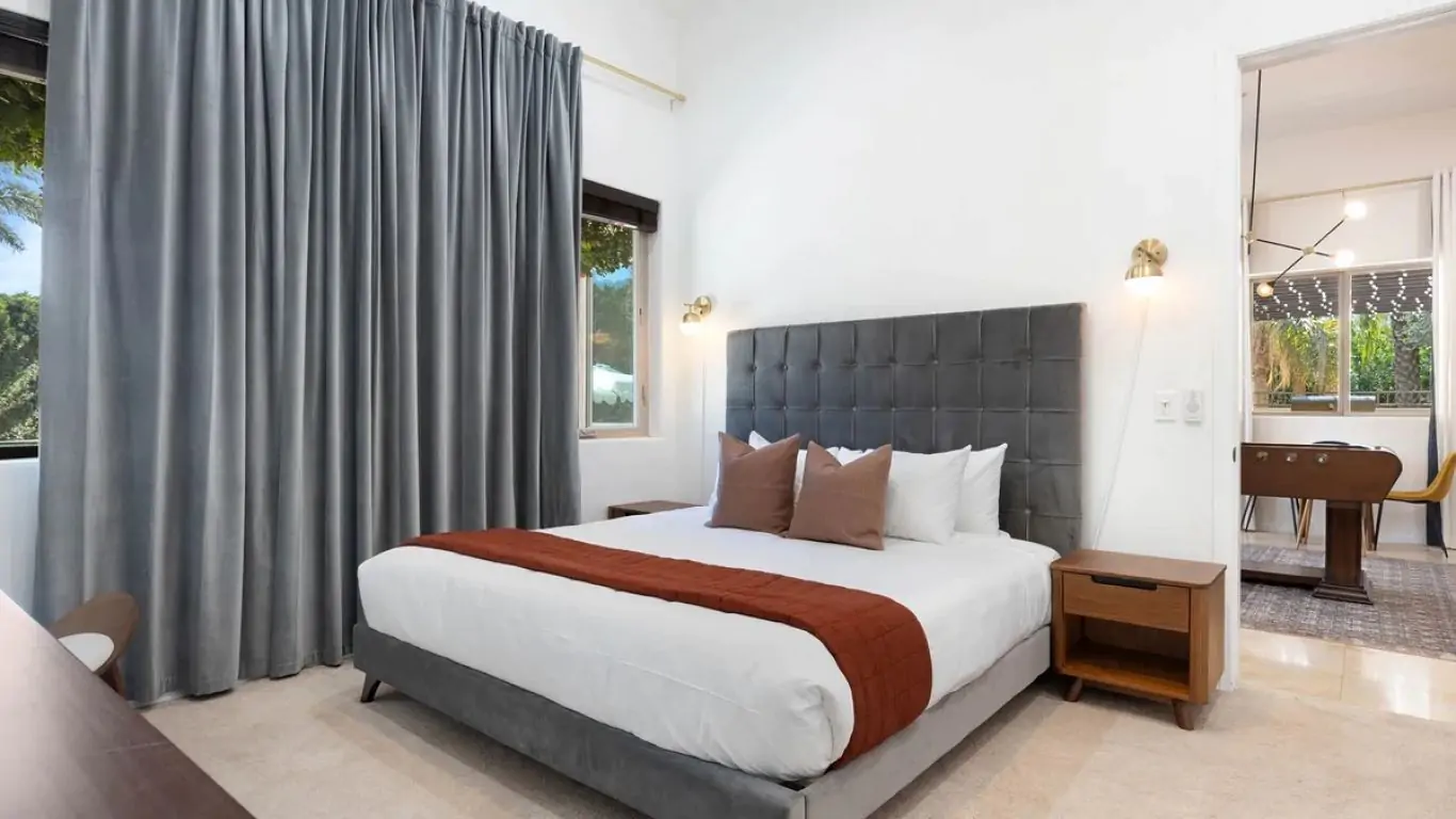 The Date Palm Estate | Palm Springs