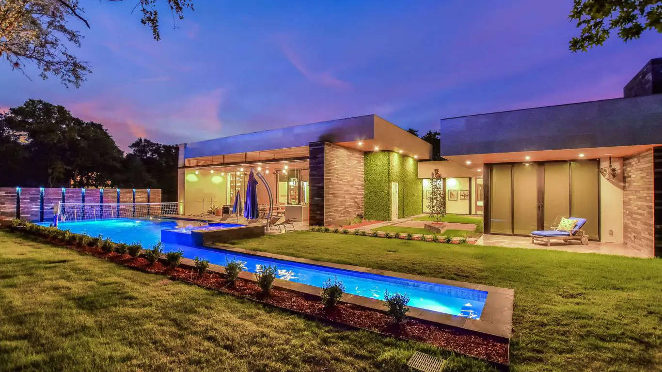 Villa Elena | Austin