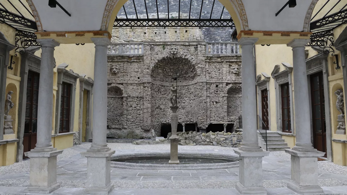 Villa Pliniana | Lake Como