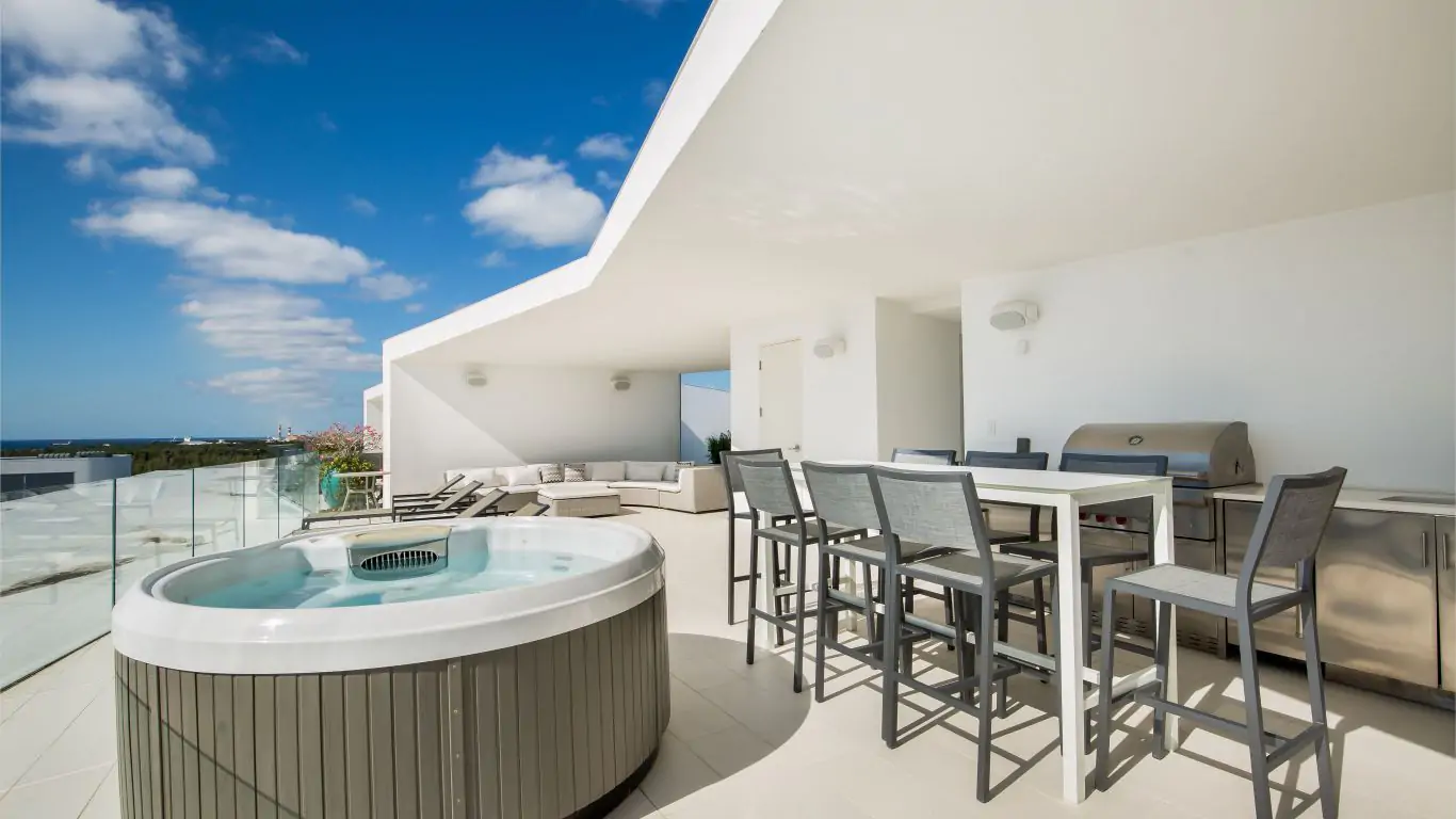 Penthouse Brandon Albany | Bahamas
