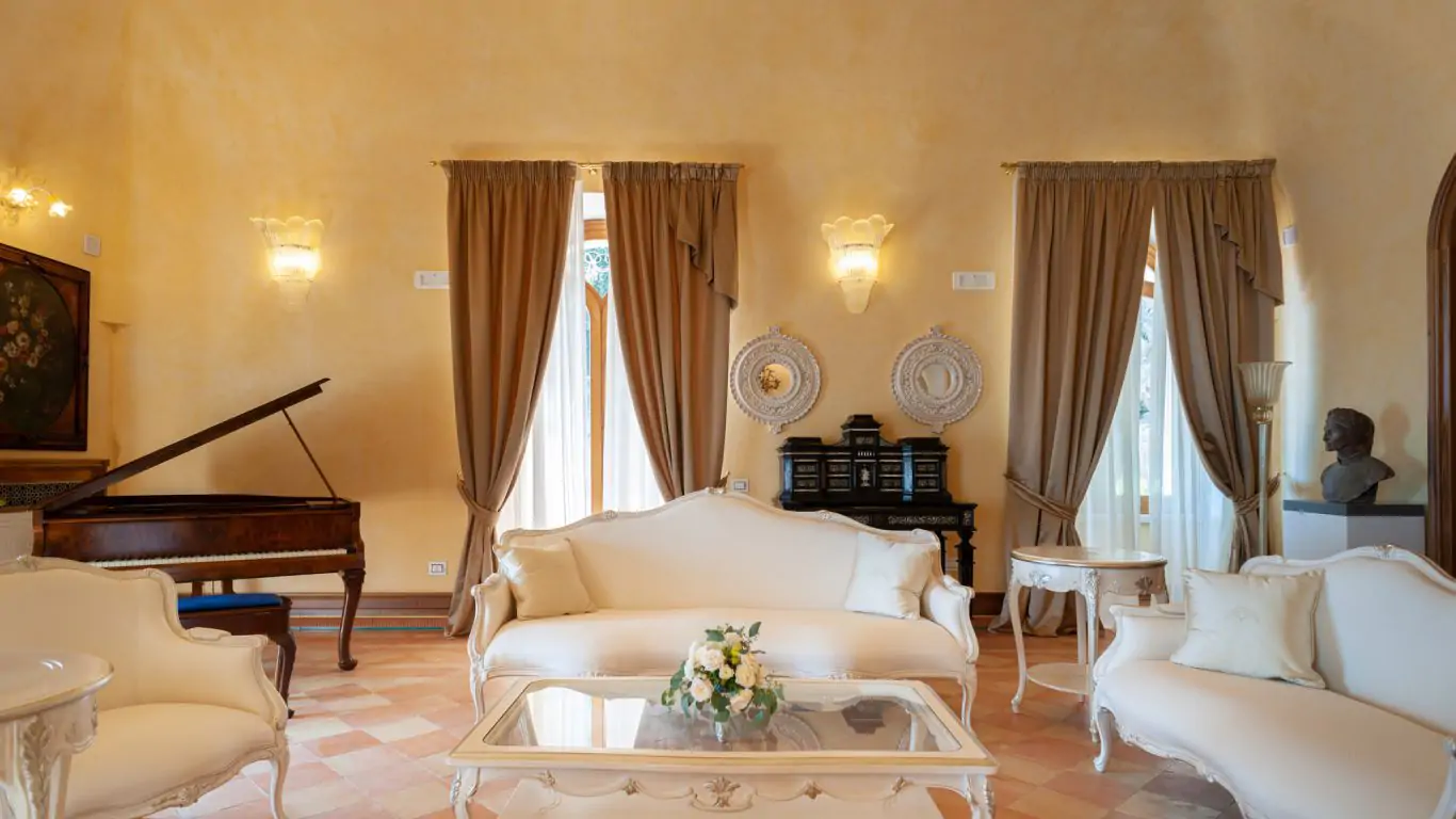 Villa Rondinaia | Amalfi Coast
