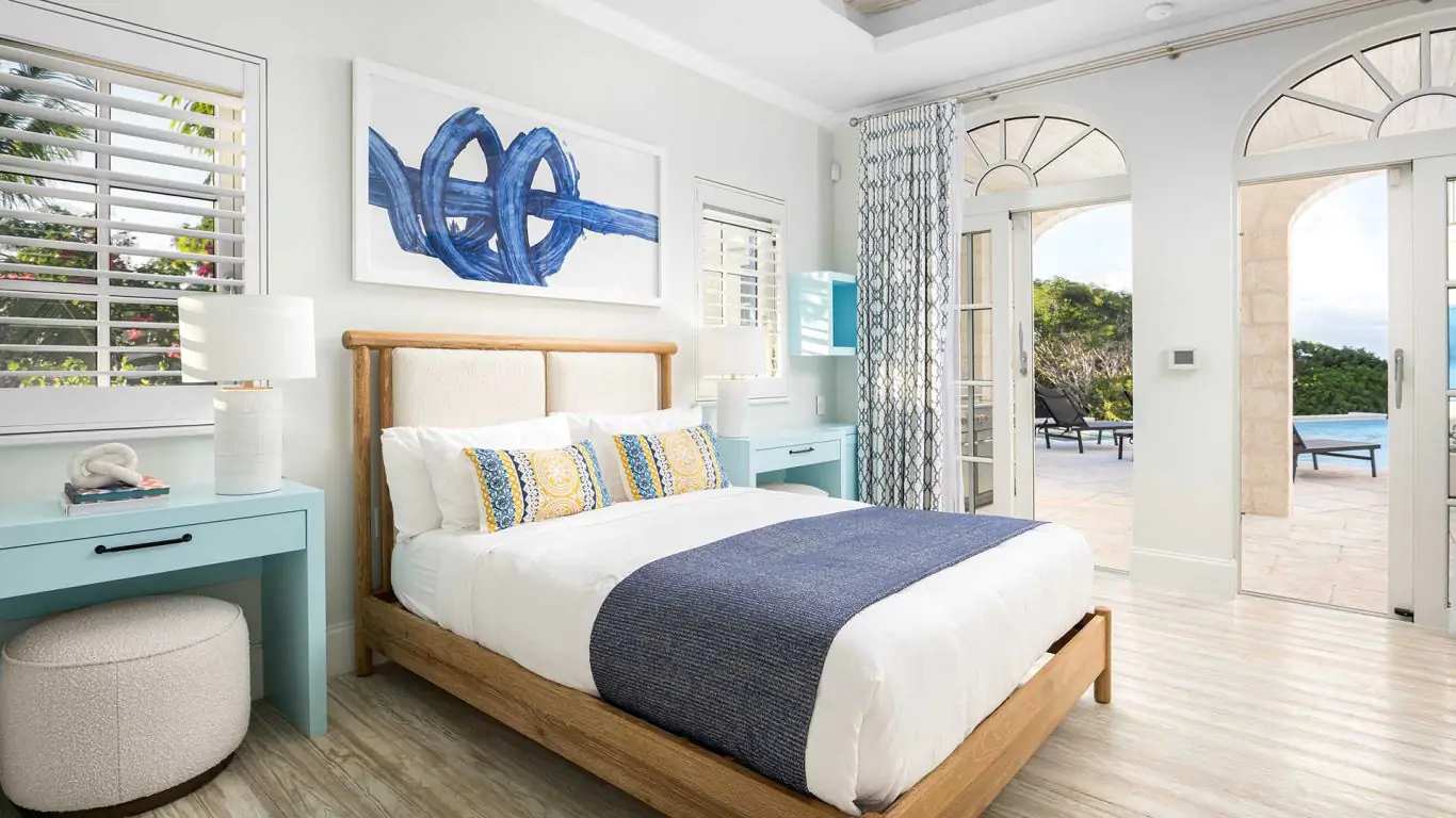 Lizard Lounge | Turks and Caicos