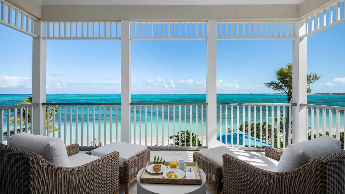 Lizard Lounge | Turks and Caicos