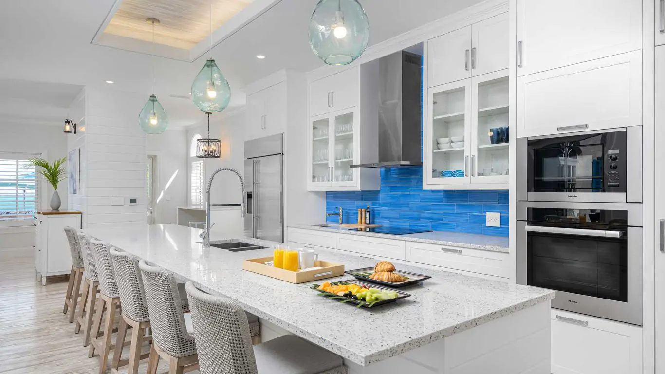 Lizard Lounge | Turks and Caicos